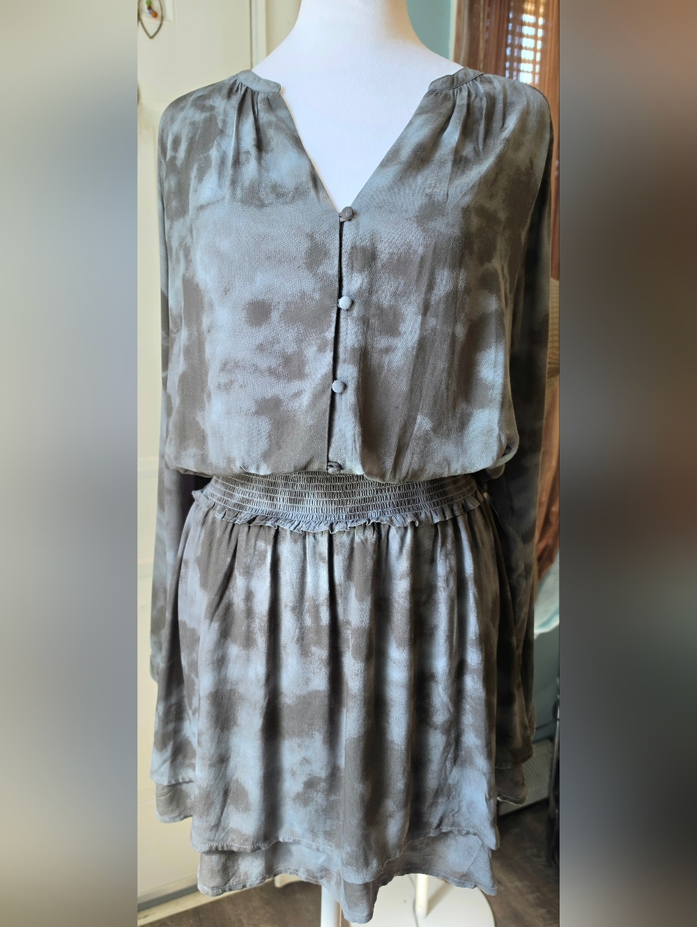 Rails Jasmine Slate Tie-Dye Long Sleeve Mini Dress Women's S Gray Smocked Waist